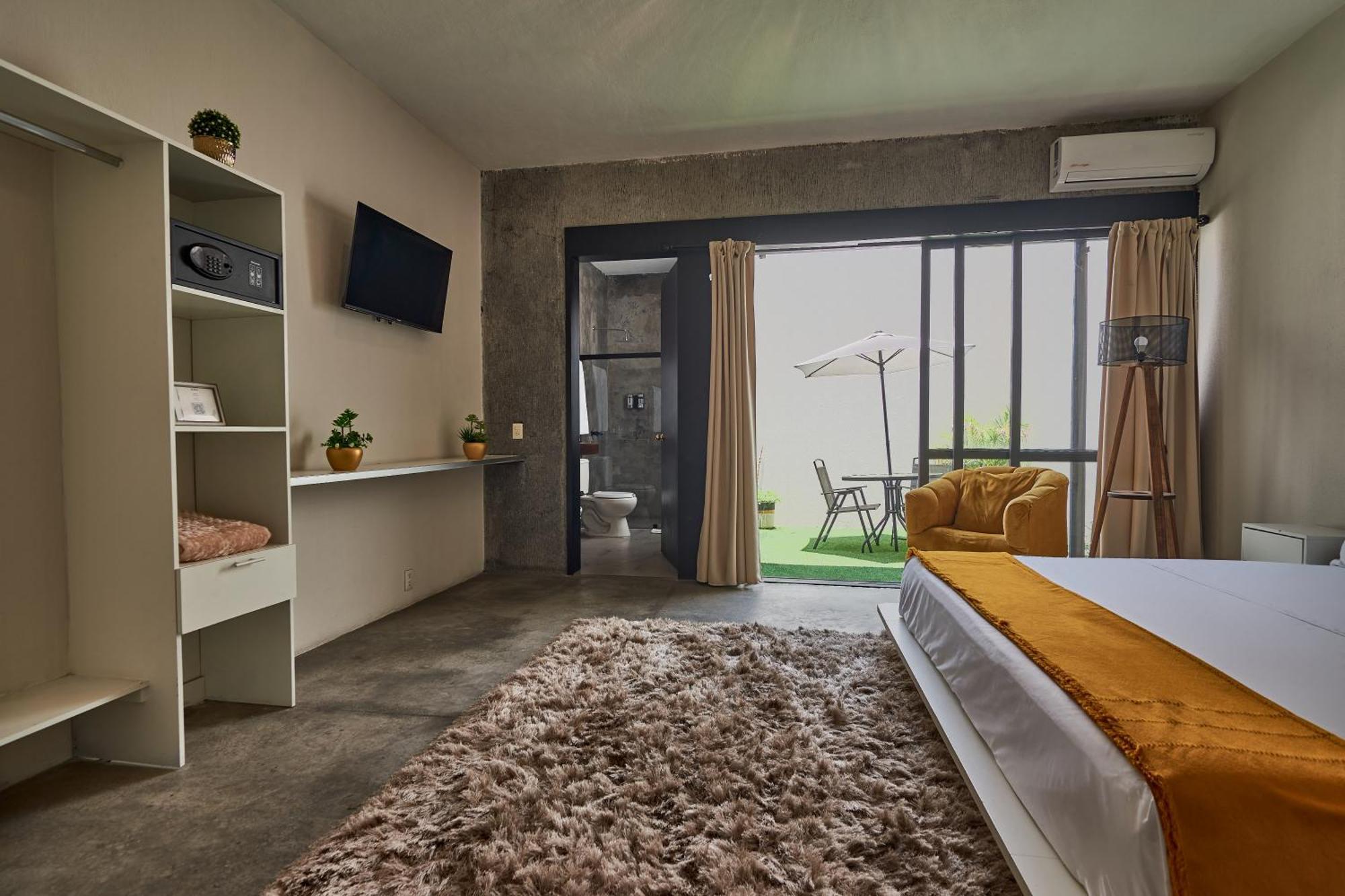 Aura Hotel B&B Tlaquepaque Екстер'єр фото